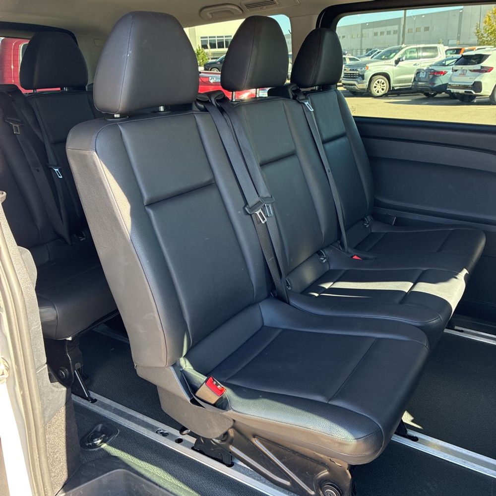 2023 Mercedes-Benz Metris Passenger