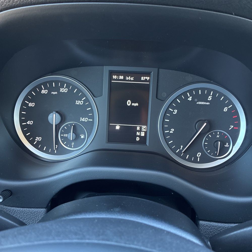 2023 Mercedes-Benz Metris Passenger