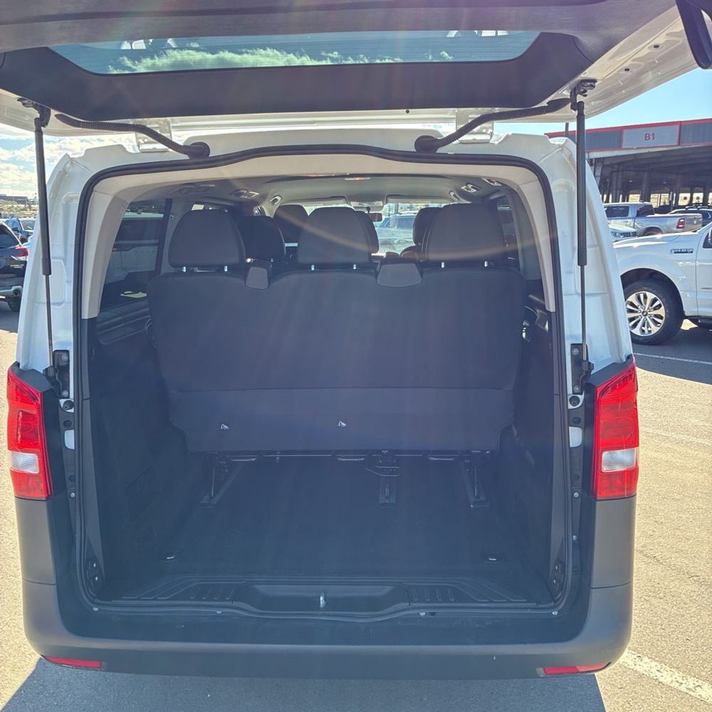 2023 Mercedes-Benz Metris Passenger