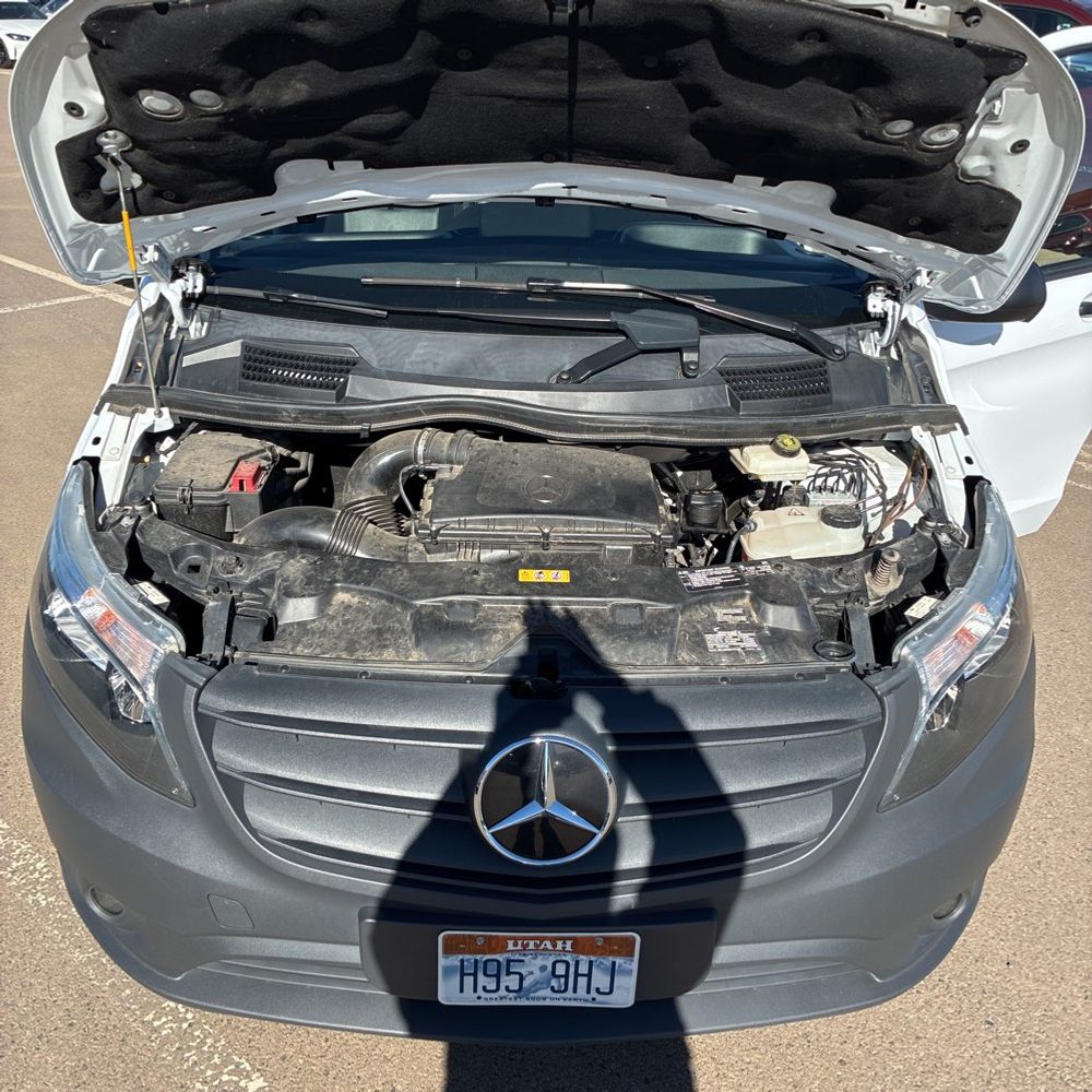 2023 Mercedes-Benz Metris Passenger