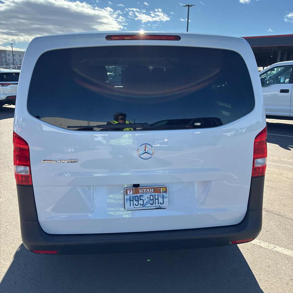 2023 Mercedes-Benz Metris Passenger