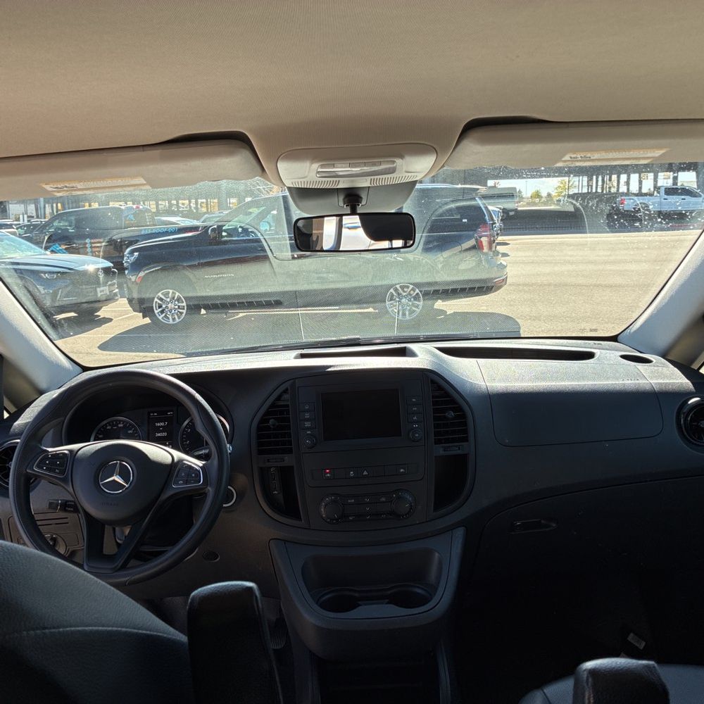 2023 Mercedes-Benz Metris Passenger