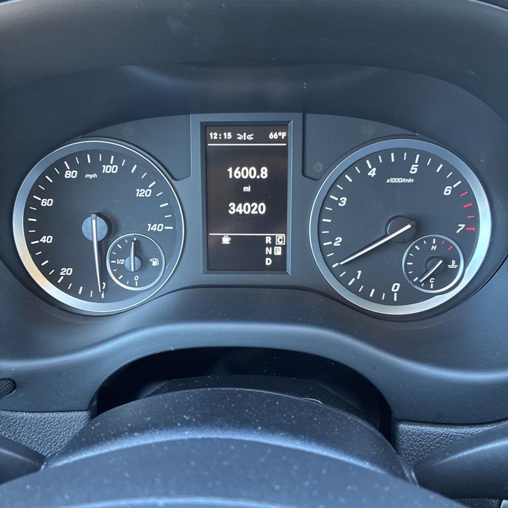 2023 Mercedes-Benz Metris Passenger
