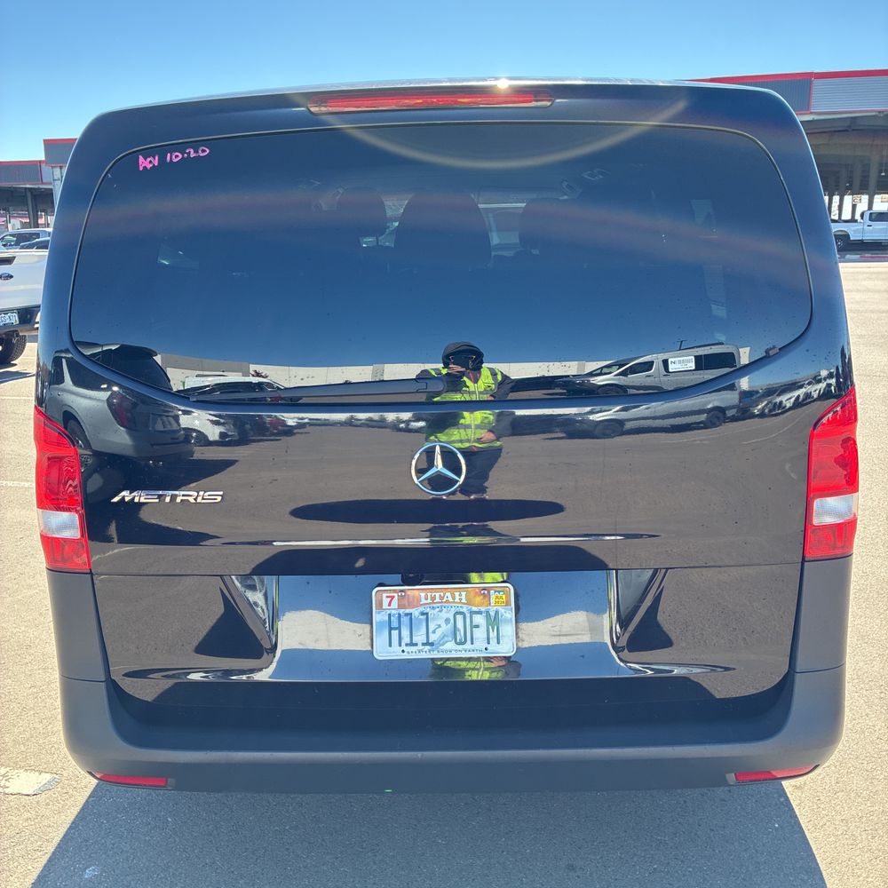 2023 Mercedes-Benz Metris Passenger