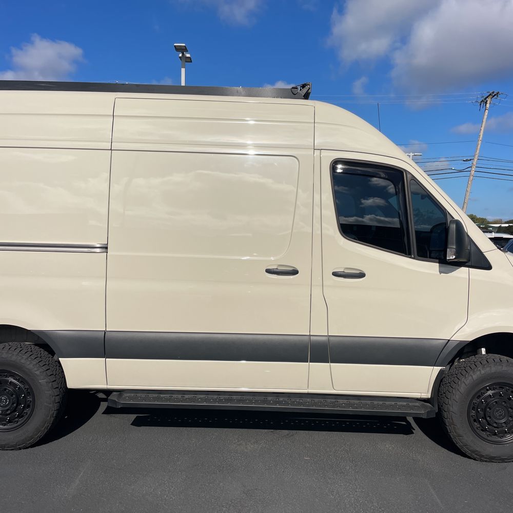 2023 Mercedes-Benz Sprinter 2500