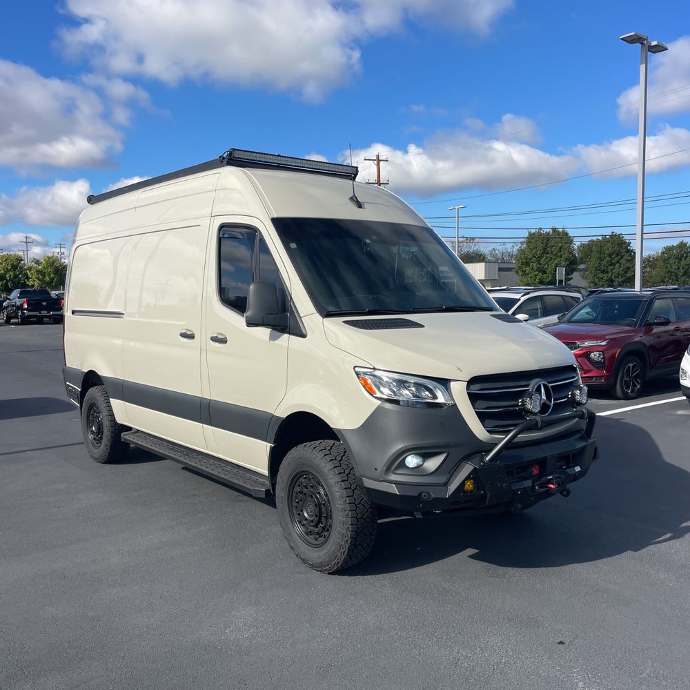 2023 Mercedes-Benz Sprinter 2500