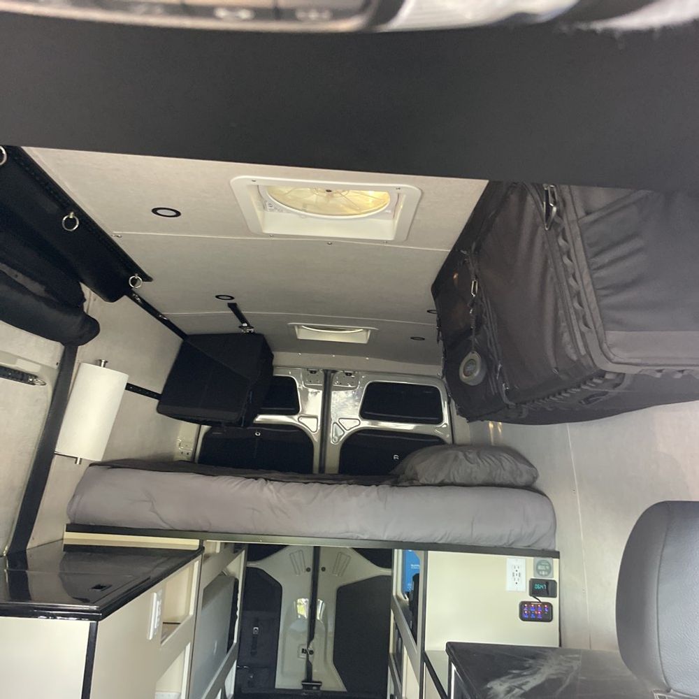 2023 Mercedes-Benz Sprinter 2500