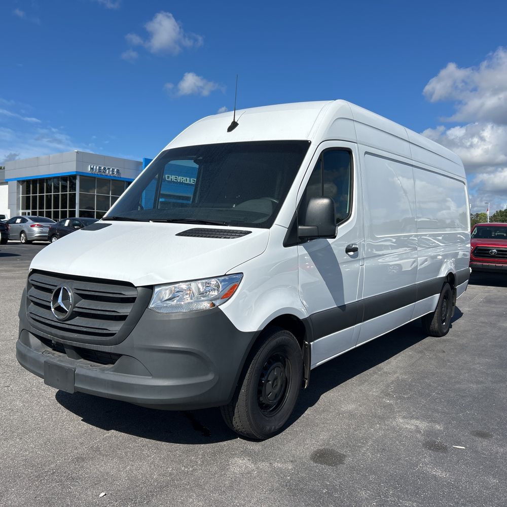 2024 Mercedes-Benz Sprinter 2500
