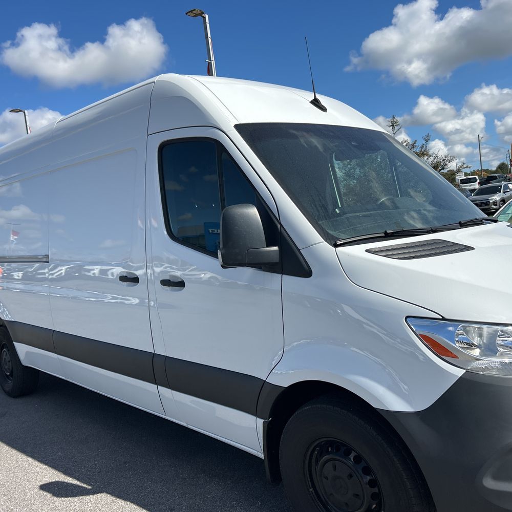 2024 Mercedes-Benz Sprinter 2500