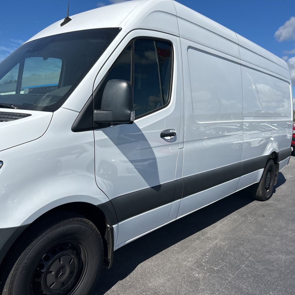 2024 Mercedes-Benz Sprinter 2500
