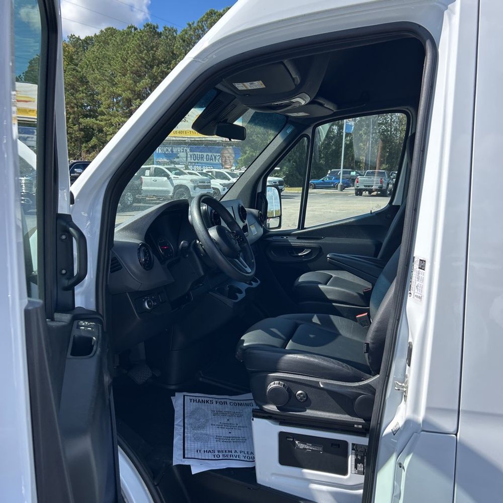 2024 Mercedes-Benz Sprinter 2500