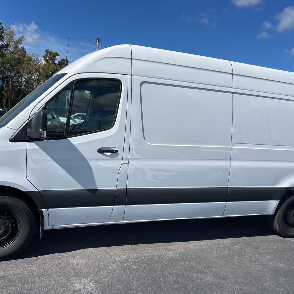 2024 Mercedes-Benz Sprinter 2500