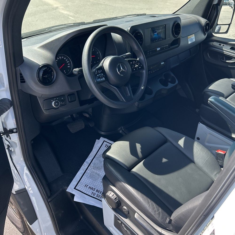 2024 Mercedes-Benz Sprinter 2500