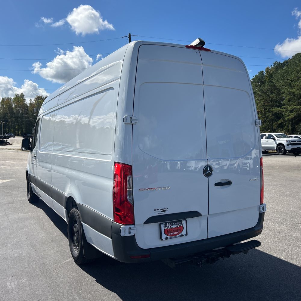 2024 Mercedes-Benz Sprinter 2500