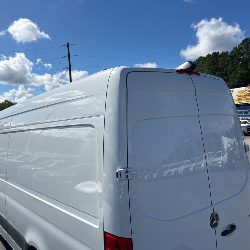2024 Mercedes-Benz Sprinter 2500