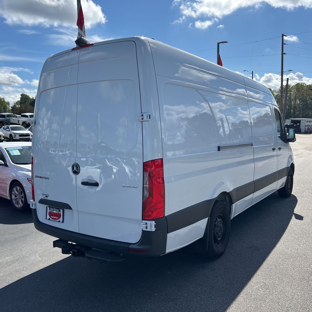 2024 Mercedes-Benz Sprinter 2500