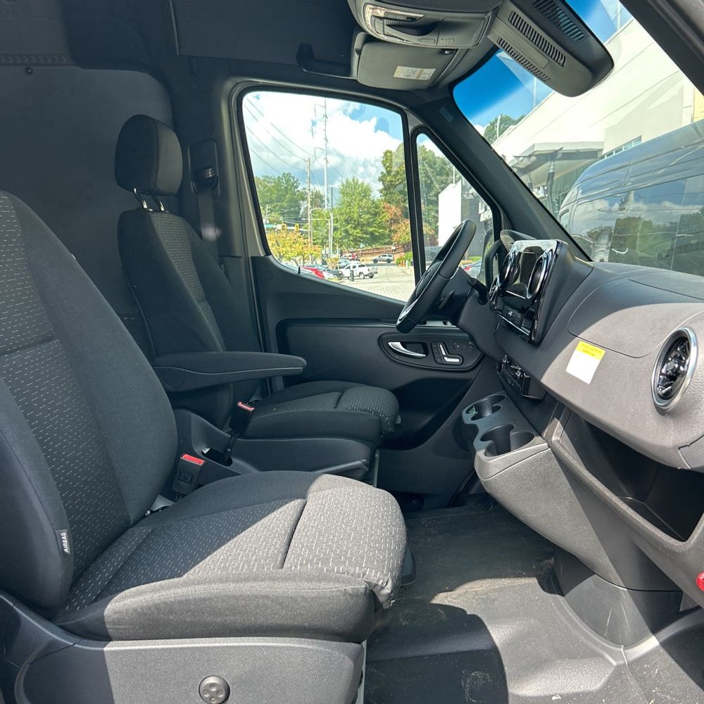 2024 Mercedes-Benz Sprinter 2500 High Roof