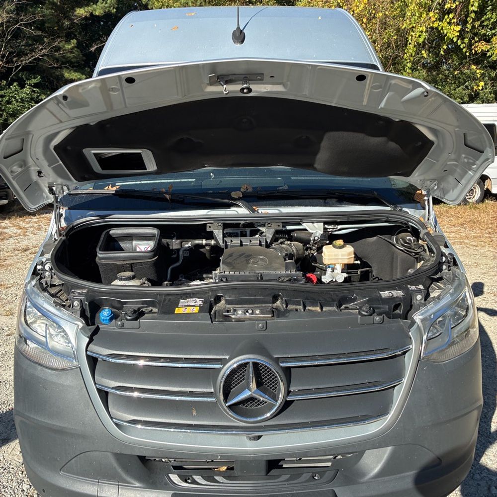 2024 Mercedes-Benz Sprinter 2500 Std Roof