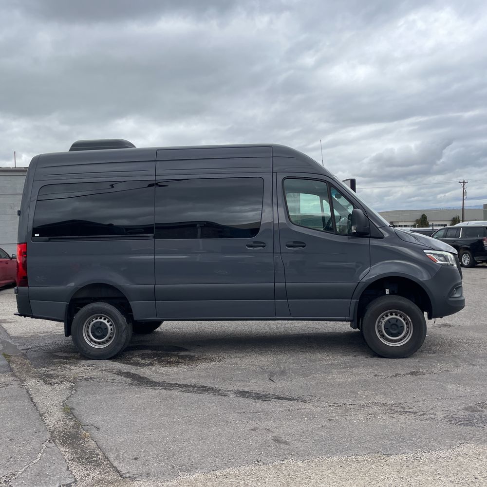 2024 Mercedes-Benz Sprinter 2500