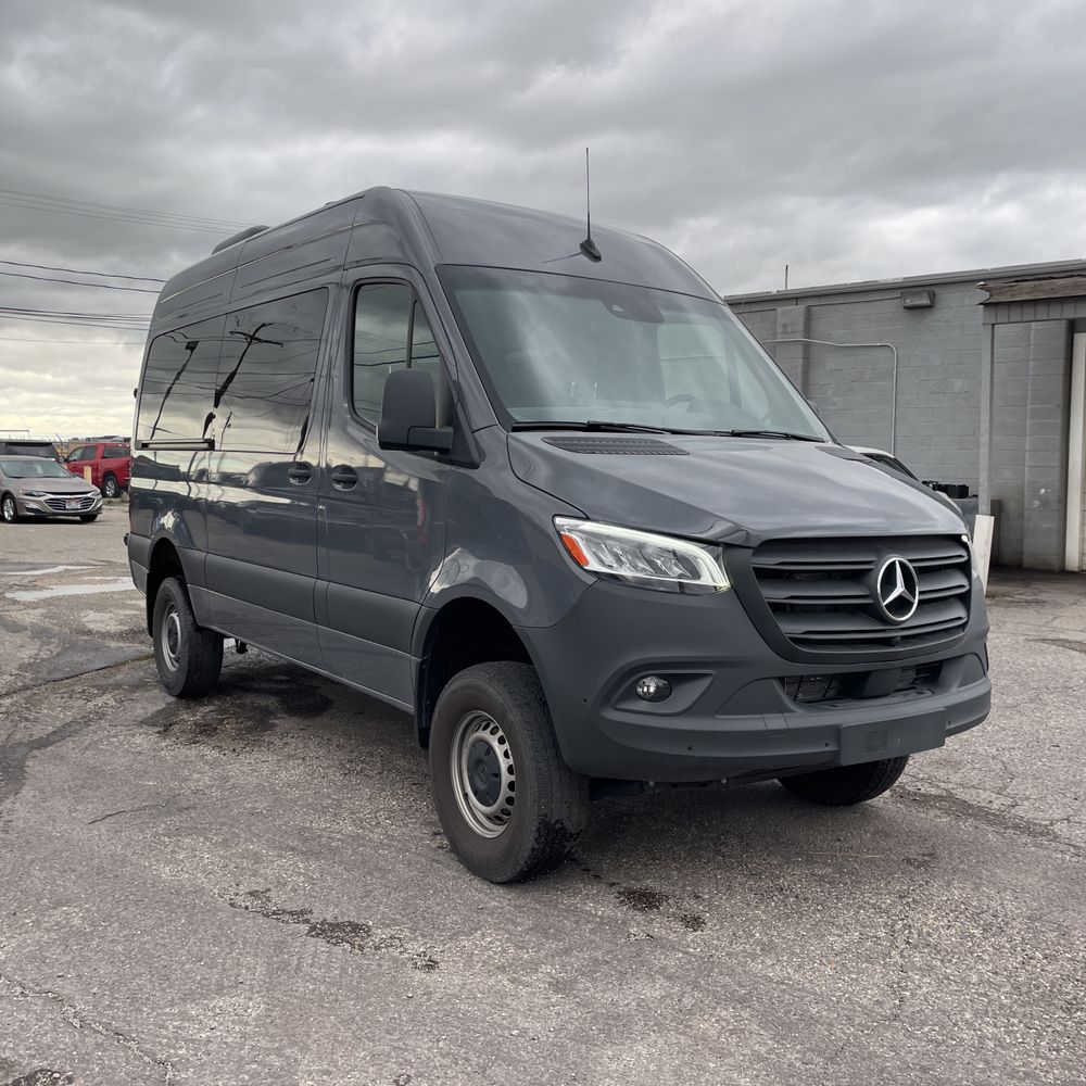 2024 Mercedes-Benz Sprinter 2500
