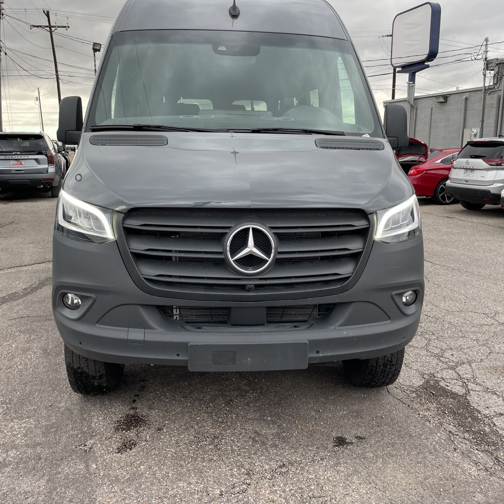 2024 Mercedes-Benz Sprinter 2500