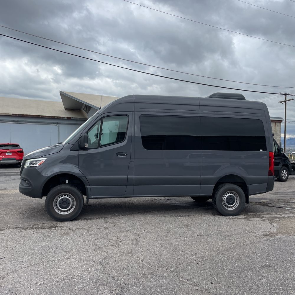 2024 Mercedes-Benz Sprinter 2500