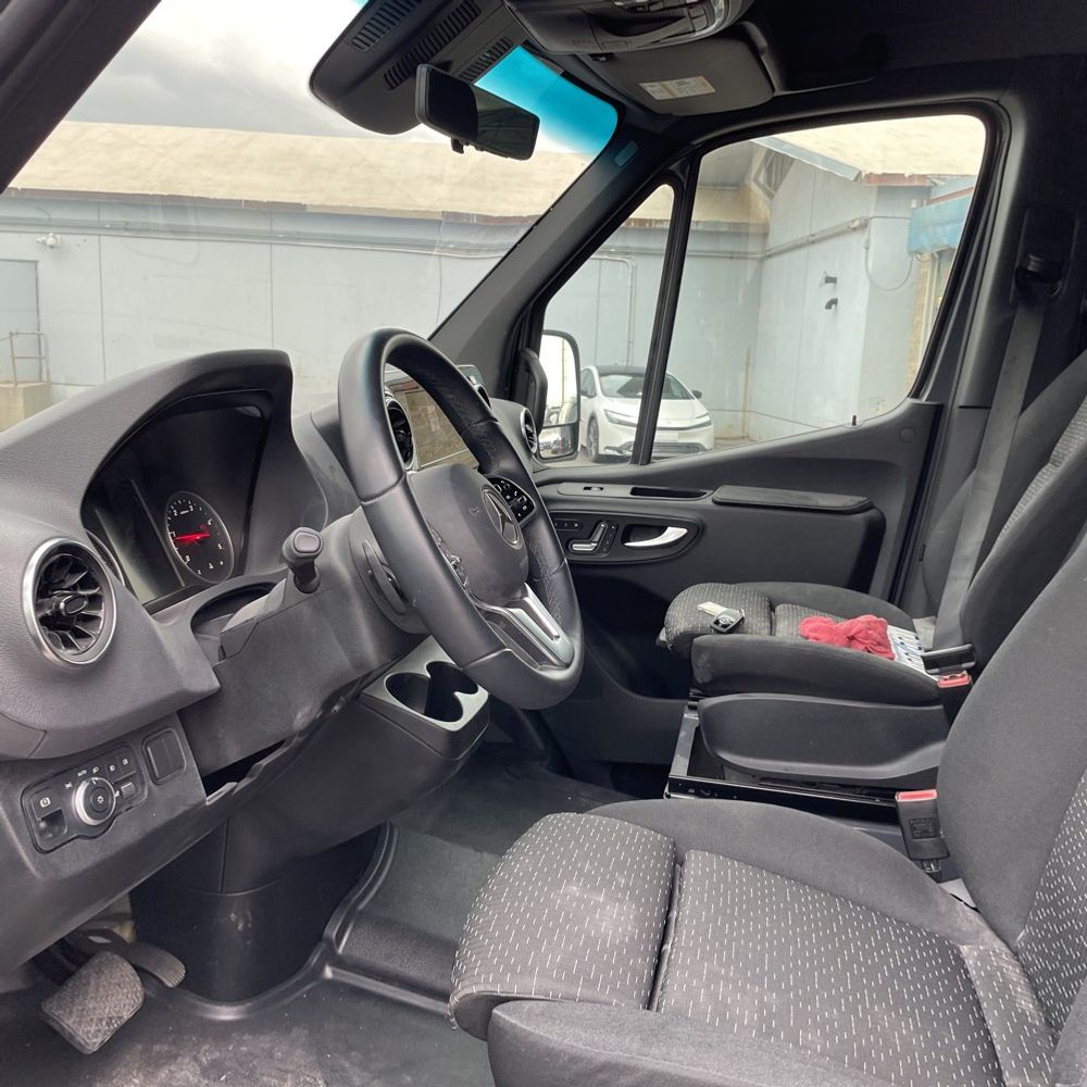 2024 Mercedes-Benz Sprinter 2500