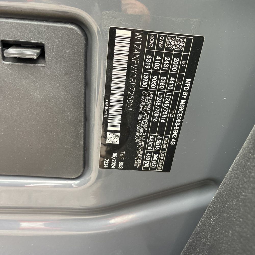 2024 Mercedes-Benz Sprinter 2500