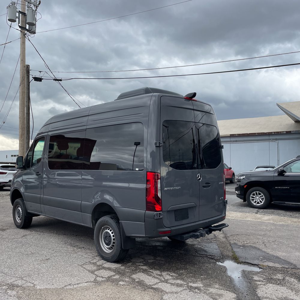 2024 Mercedes-Benz Sprinter 2500