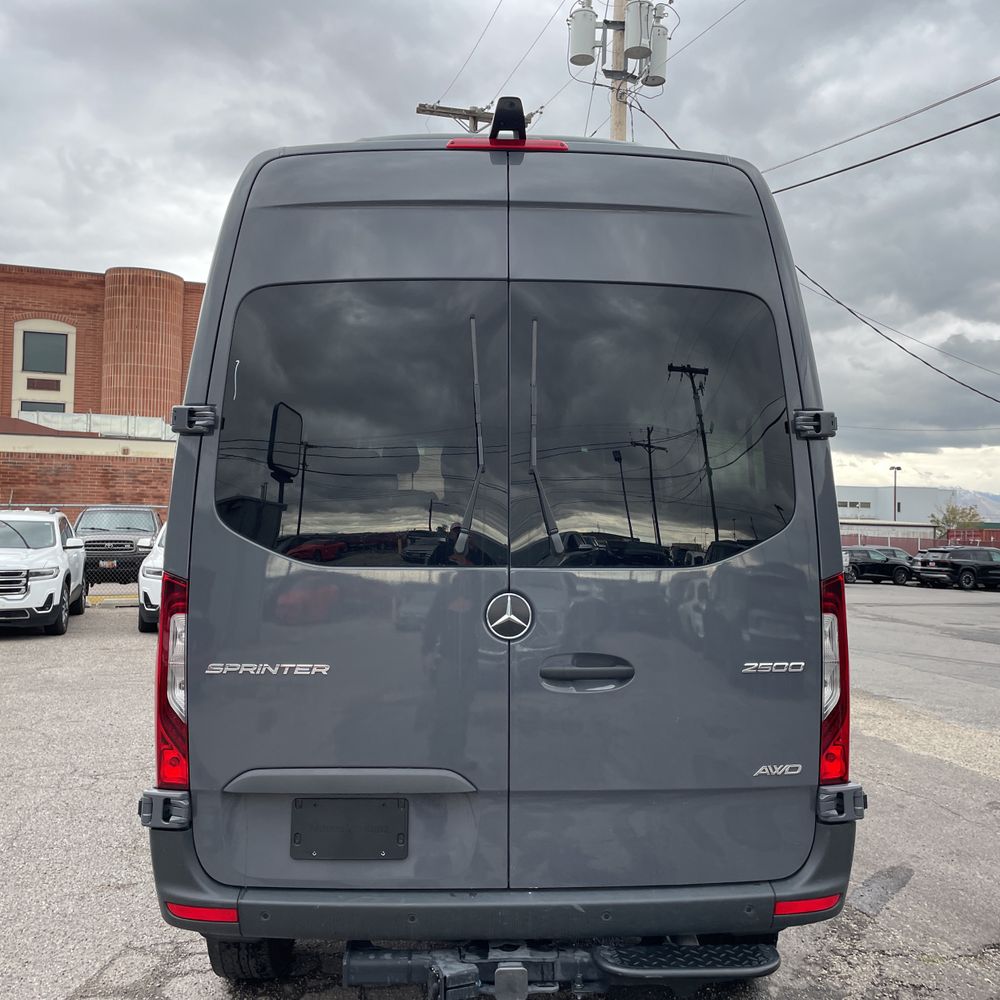 2024 Mercedes-Benz Sprinter 2500