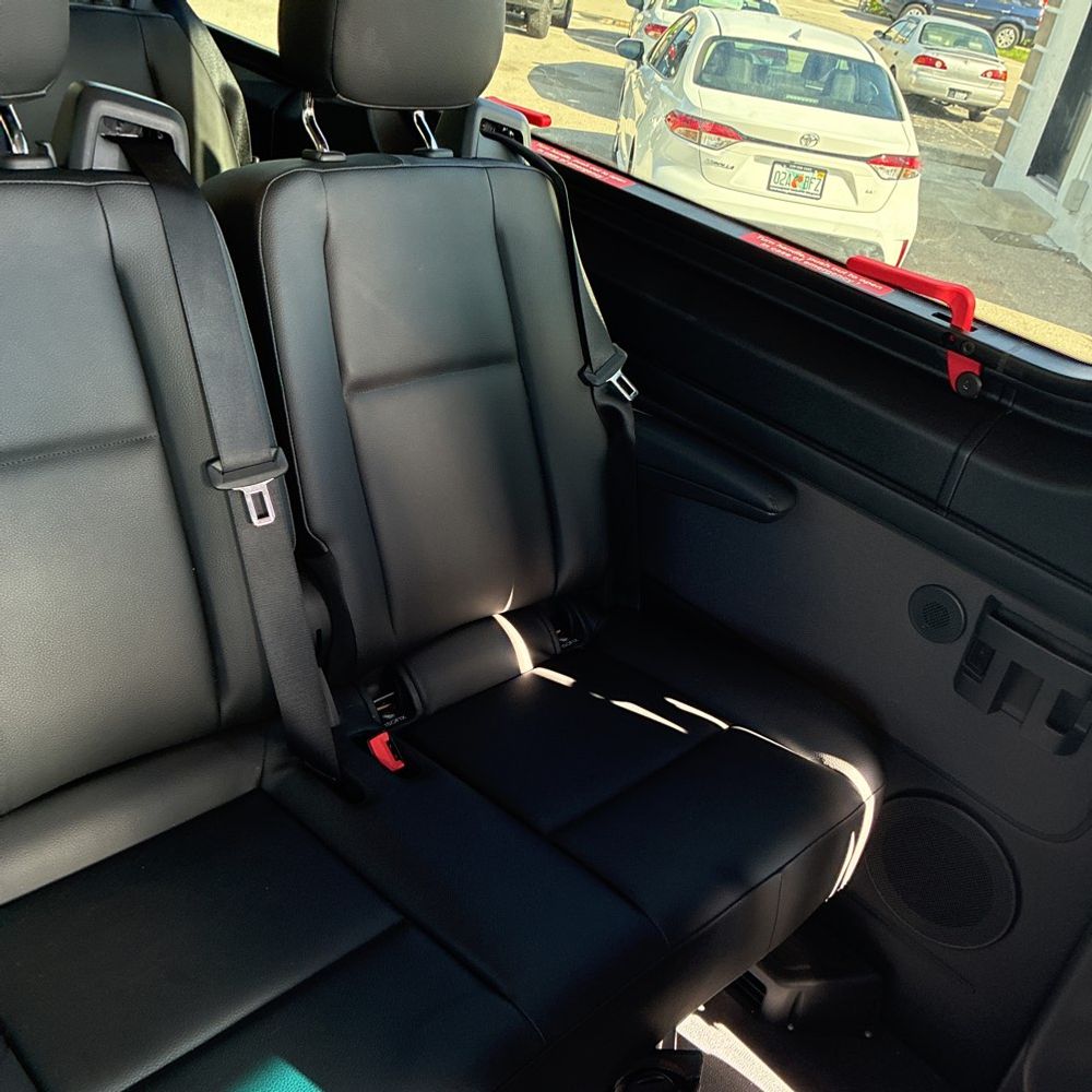 2024 Mercedes-Benz Sprinter 2500
