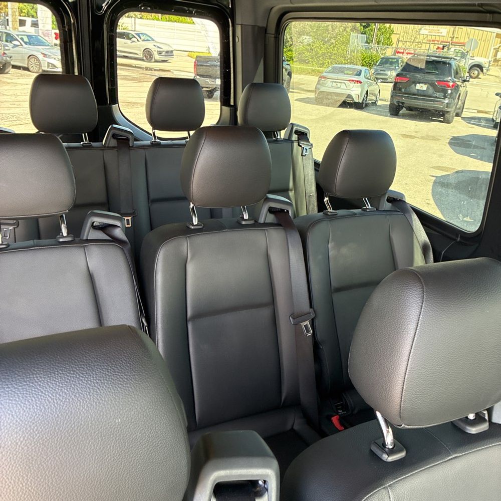 2024 Mercedes-Benz Sprinter 2500
