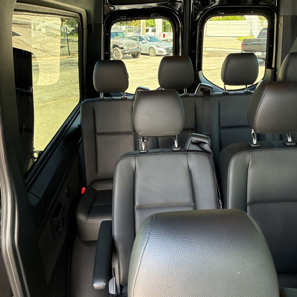 2024 Mercedes-Benz Sprinter 2500