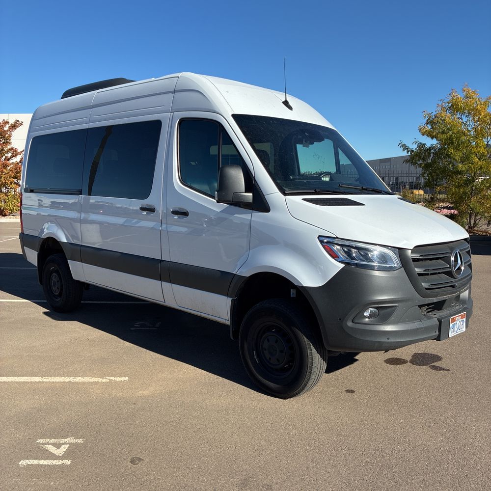 2024 Mercedes-Benz Sprinter 2500