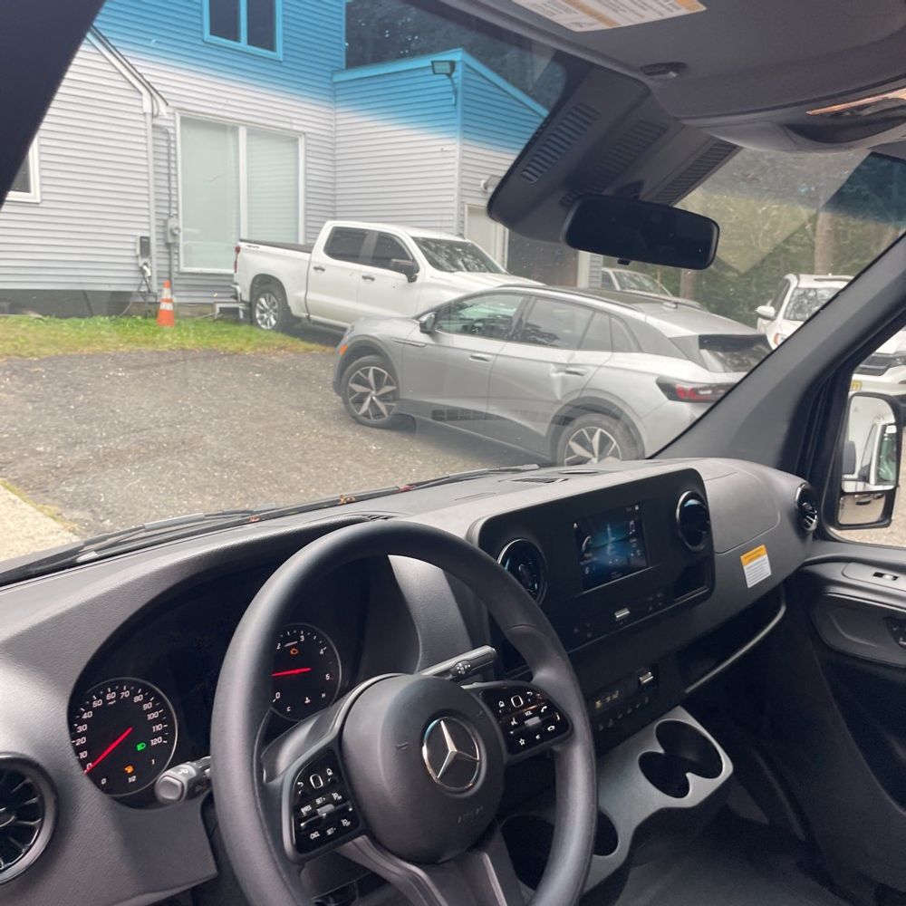 2024 Mercedes-Benz Sprinter 2500