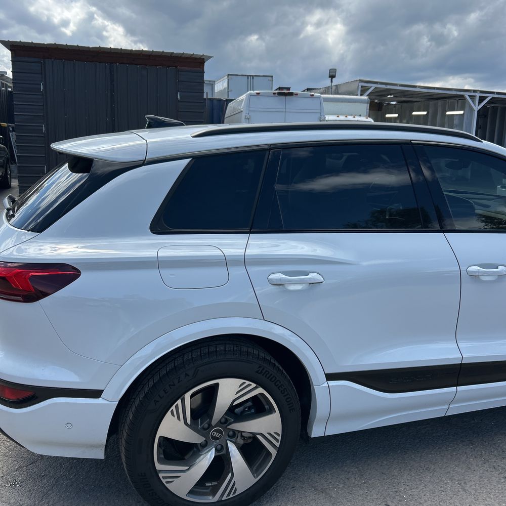 2025 Audi Q6 e-tron Premium