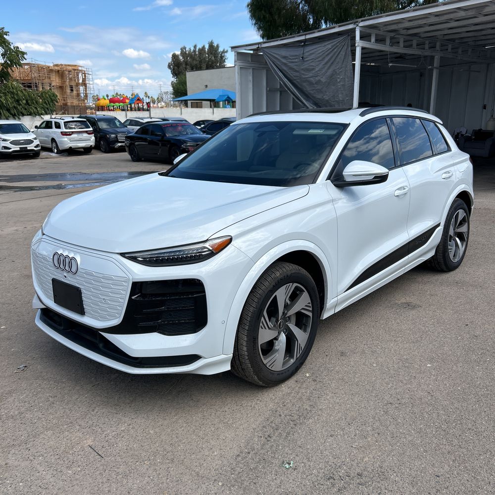 2025 Audi Q6 e-tron Premium