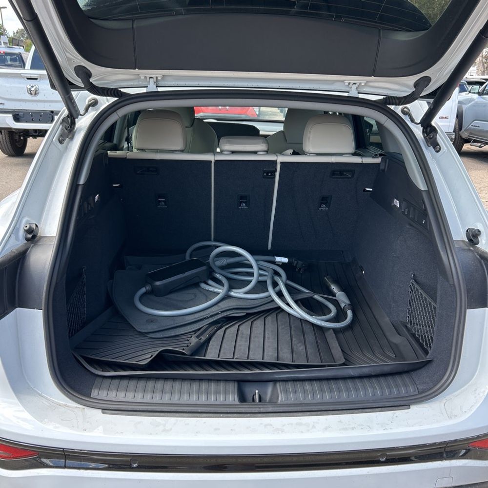 2025 Audi Q6 e-tron Premium