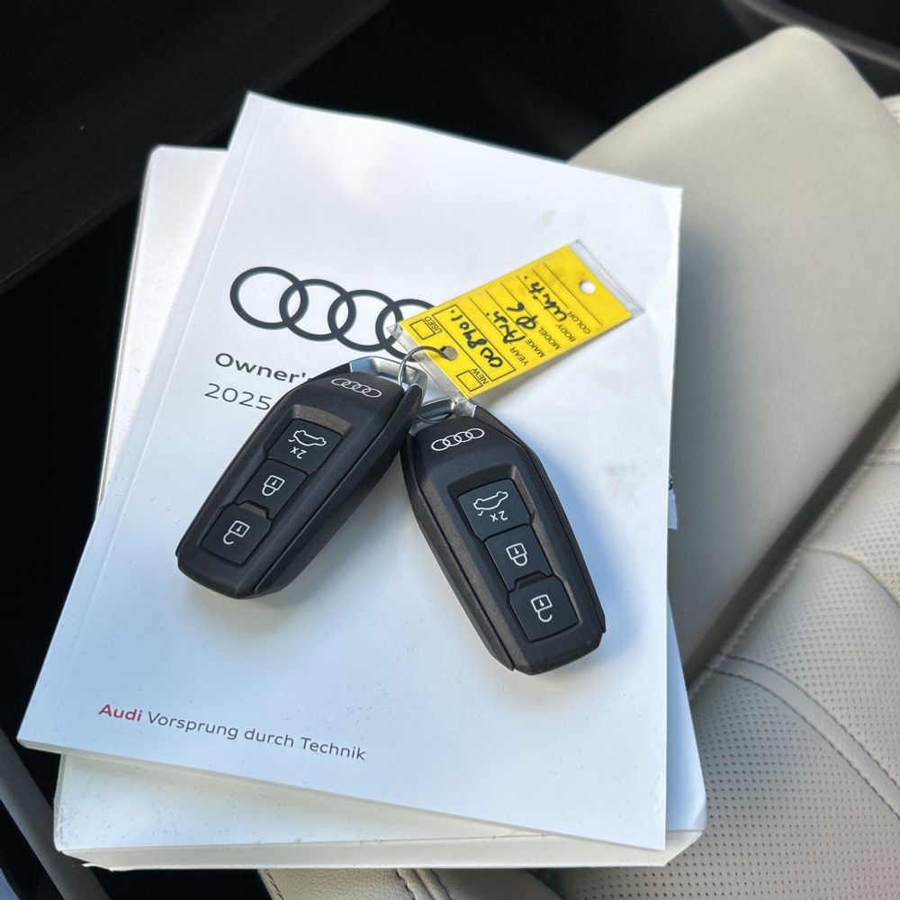 2025 Audi Q6 e-tron Premium