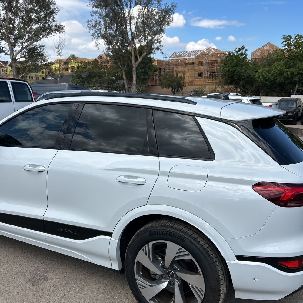 2025 Audi Q6 e-tron Premium