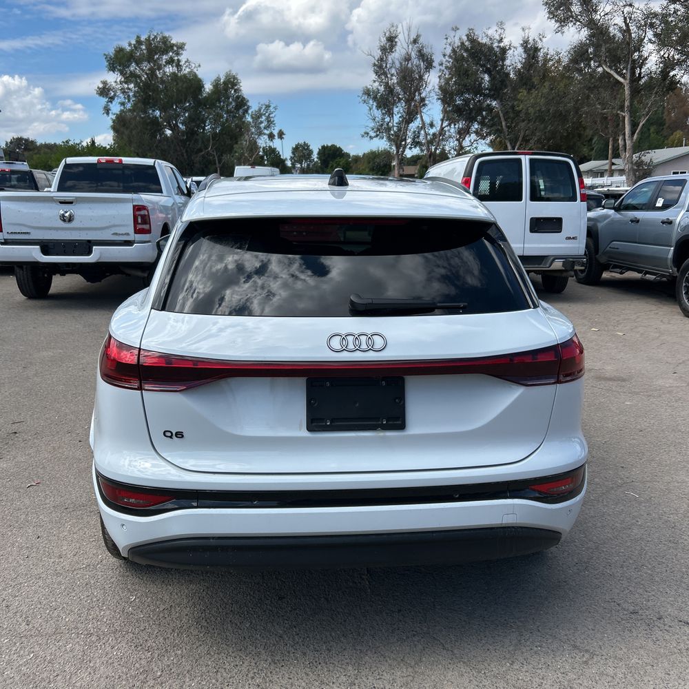 2025 Audi Q6 e-tron Premium