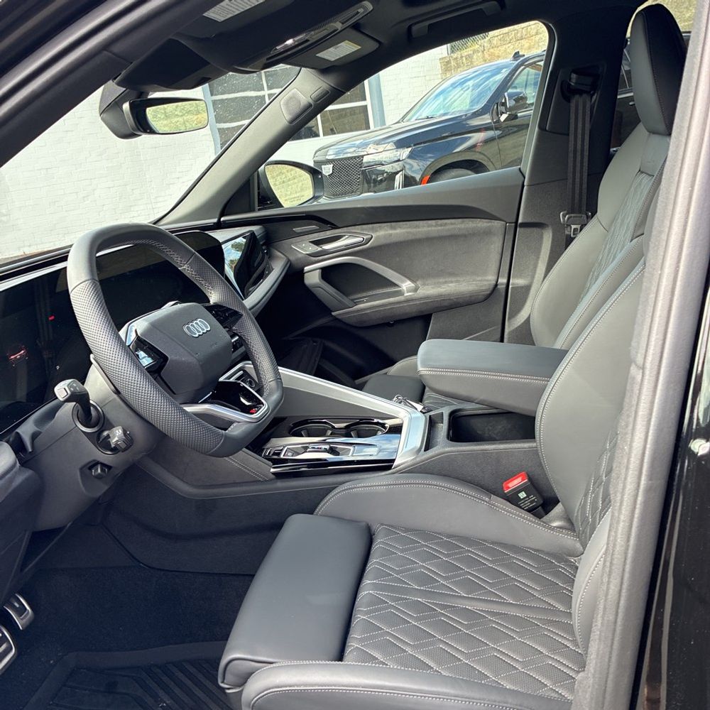 2025 Audi All-New SQ5 Premium Plus