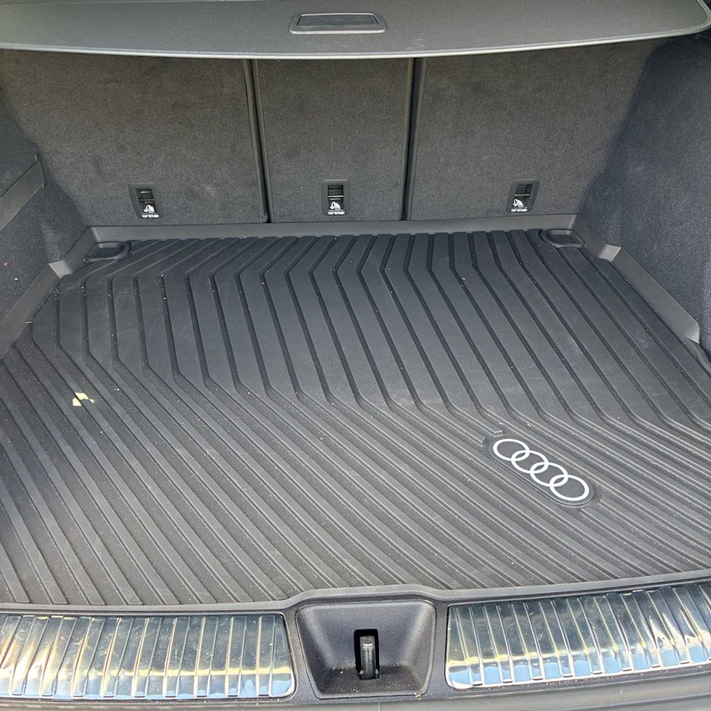 2025 Audi All-New SQ5 Premium Plus