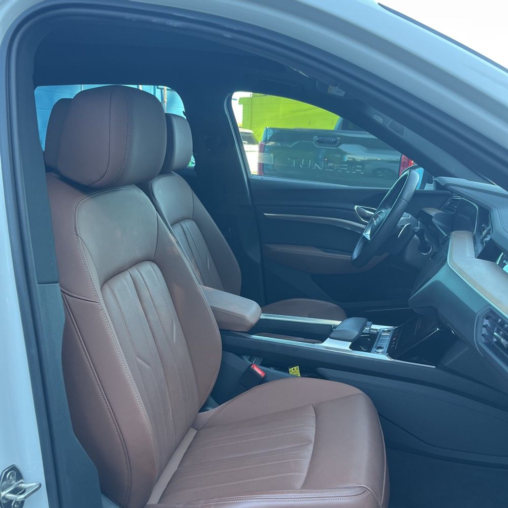 2024 Audi Q8 e-tron Premium Plus