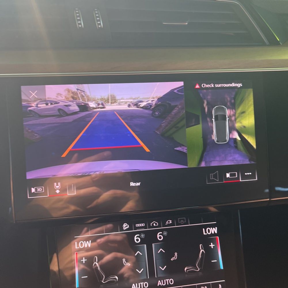 2024 Audi Q8 e-tron Premium Plus