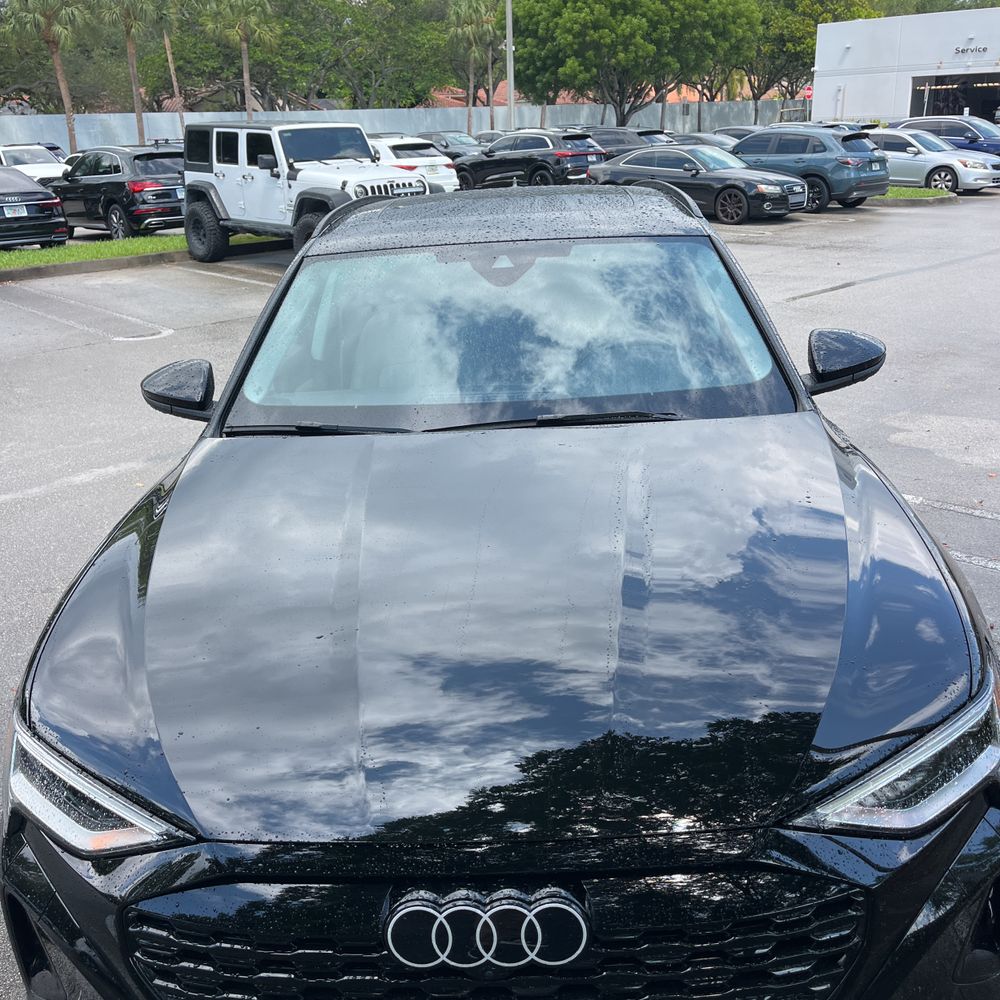 2024 Audi Q8 e-tron Premium Plus
