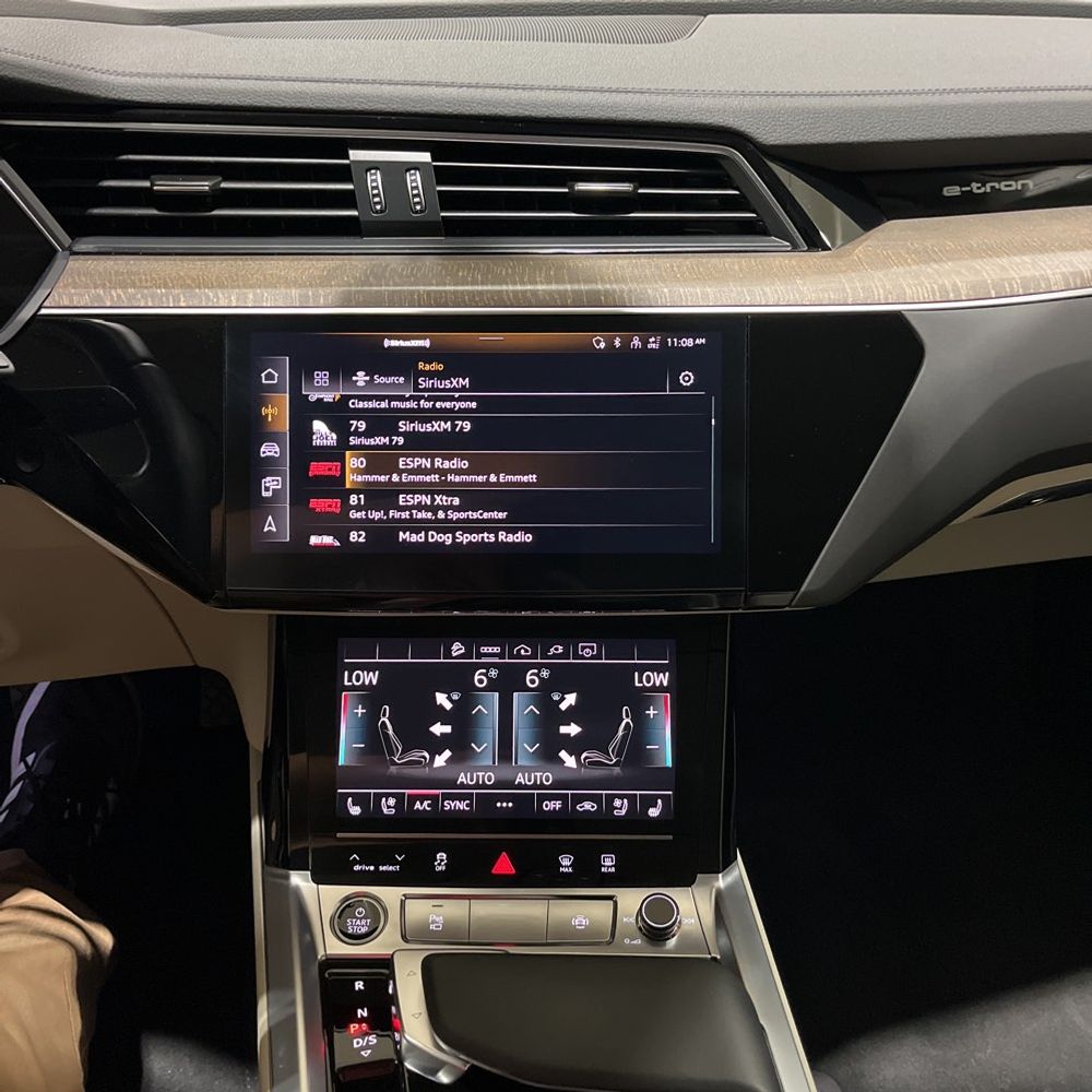 2024 Audi Q8 e-tron Premium Plus