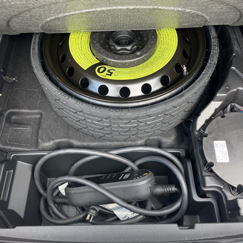 2024 Audi Q8 e-tron Premium Plus