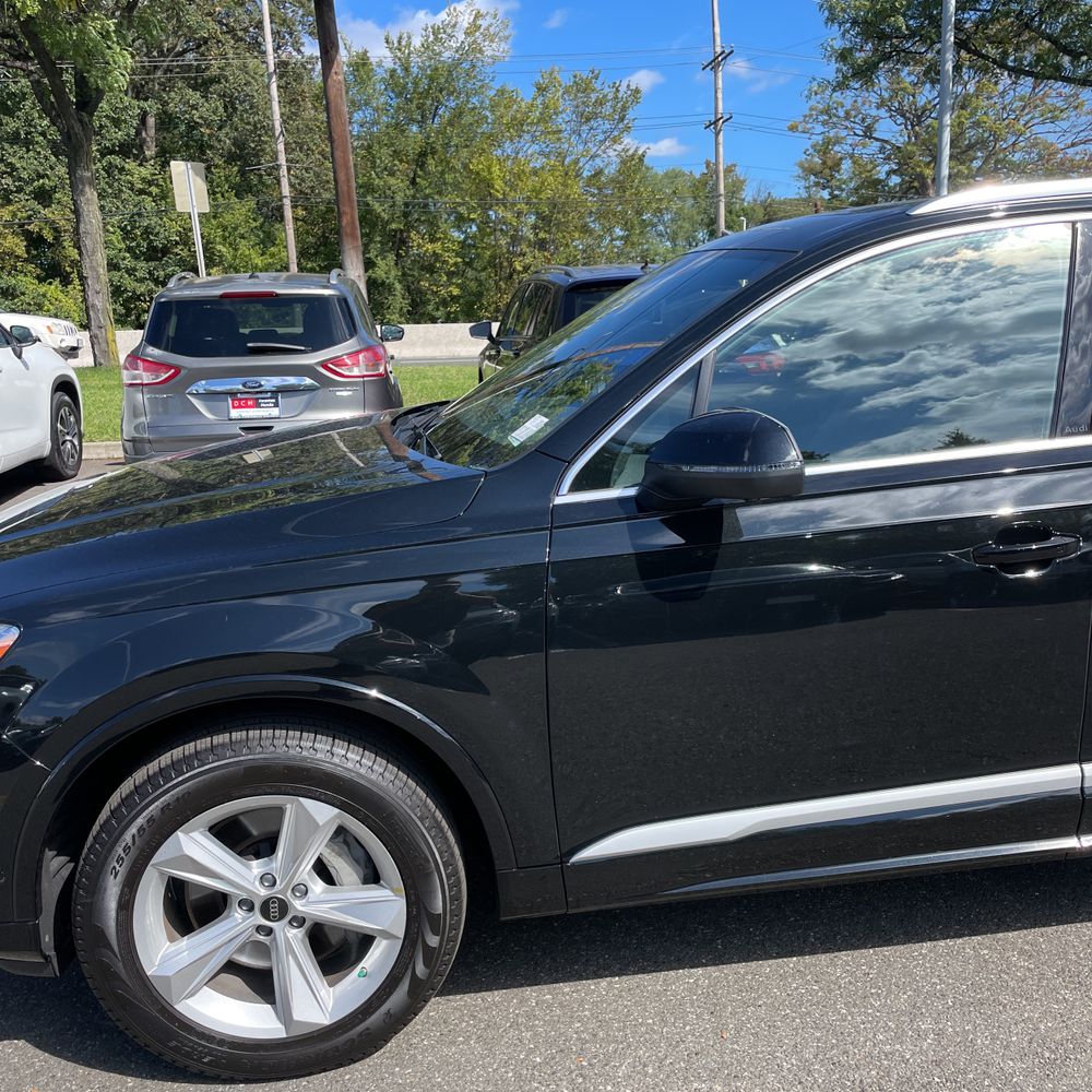 2025 Audi Q7 Premium 45