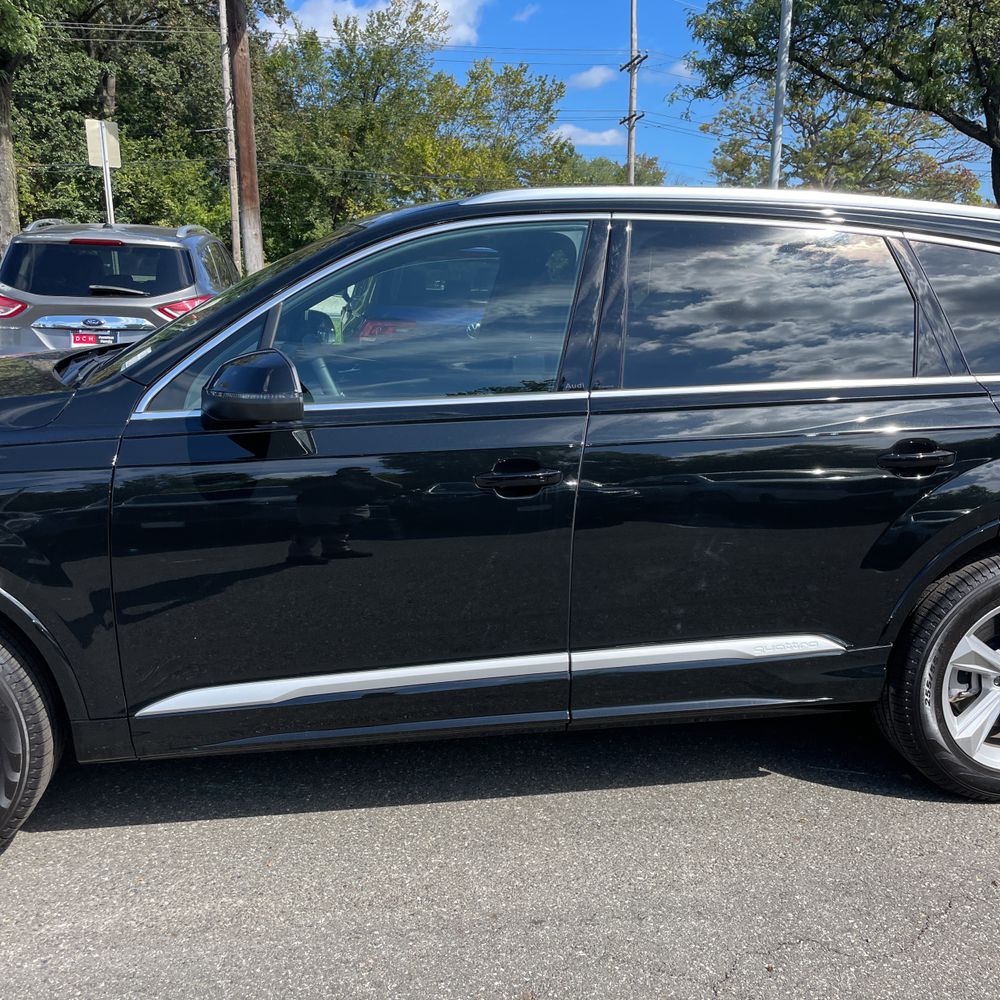 2025 Audi Q7 Premium 45